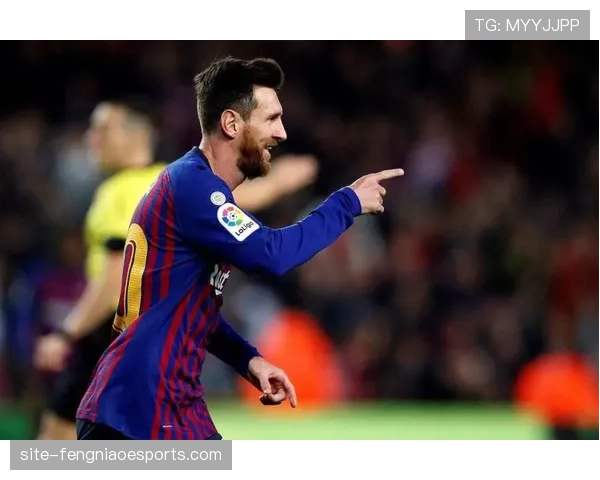 特写瞬间:终场哨响,确定降级的达姆施塔特球员瘫坐场地久久不起 特写瞬间:终场哨响,确定降级的达姆施塔特球员瘫坐场地久久不起